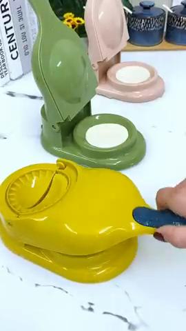2-in-1 Dumpling Maker Press – DIY Wrapper & Dough Molder Tool for Quick & Easy Homemade Dumplings