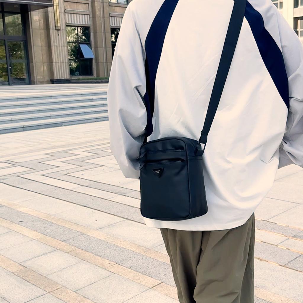 Shoulder Bag Water-repellent Crossbody Bag Commuter Men's Bag