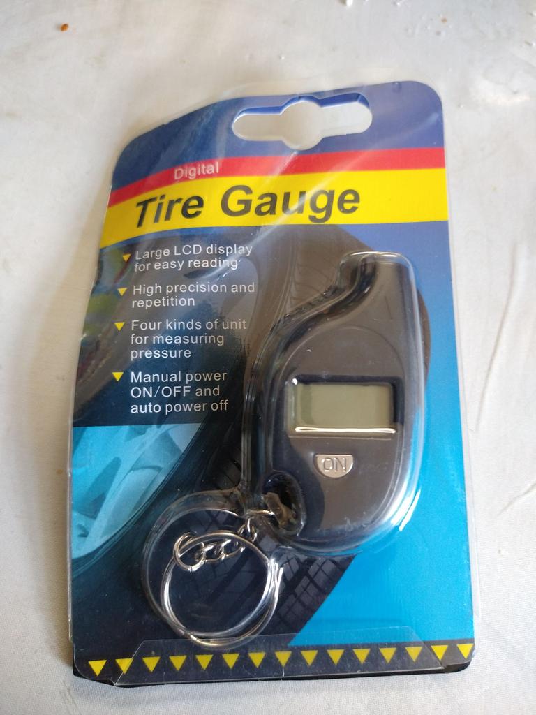 Parts Tire air Pressure Gauge 6.3*3.3*1.5cm Digital LCD Tyre Tester Portable Hot Parts Tire air Pressure Gauge 6.3*3.3*1.5cm Digital LCD Tyre Tester Portable Hot