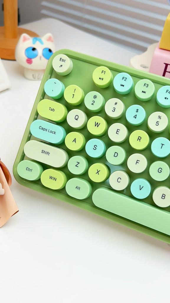 Mofi Sweet Wireless Retro - Combo Tastiera e Mouse in stile: Design Ergonomico, 104 Tasti, Compatibile con Sistemi Multipli, Ideale per il Gaming su Laptop