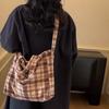 Women's Vintage Plaid Shoulder Bag Large Capacity Commuting Lightweight Tote Bag