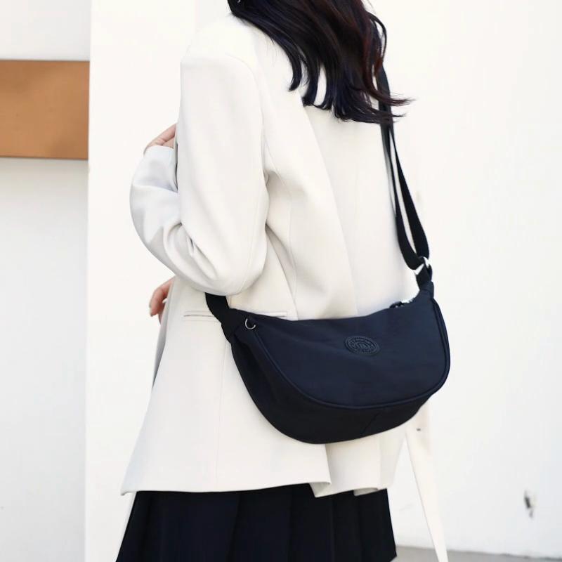Lightweight Large Capacity Hobo Bag Nylon Water-Repellent Shoulder Bag Women's Crossbody Bag