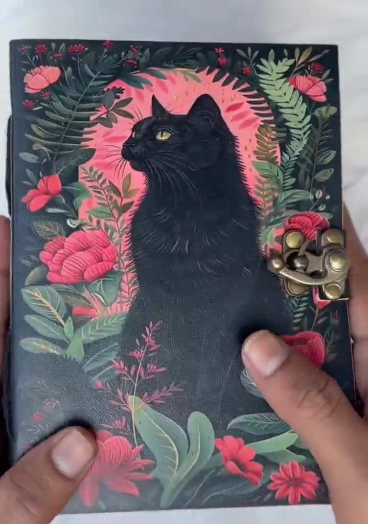 Black Cat Floral Journal – Mystical Diary with Floral Design | Witchy Notebook | Gothic Cat Lover Gift | Occult and Celestial Writing Book