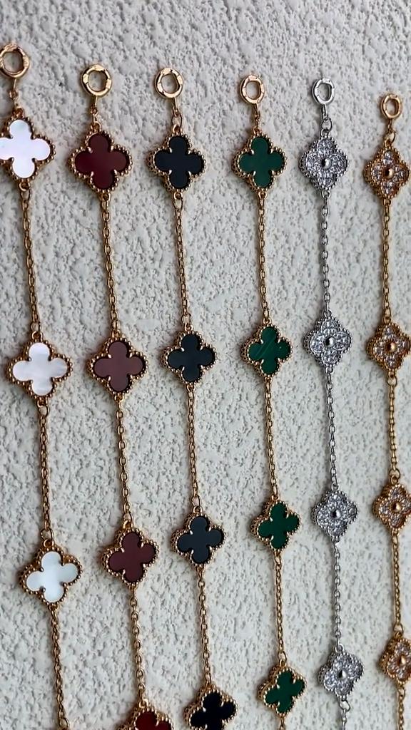 High Quality 9mm Small Six Flower Mini Four-leaf Clover Bracelet Female Natural White Mother-of-pearl Red Chalcedony Agate Bracelet