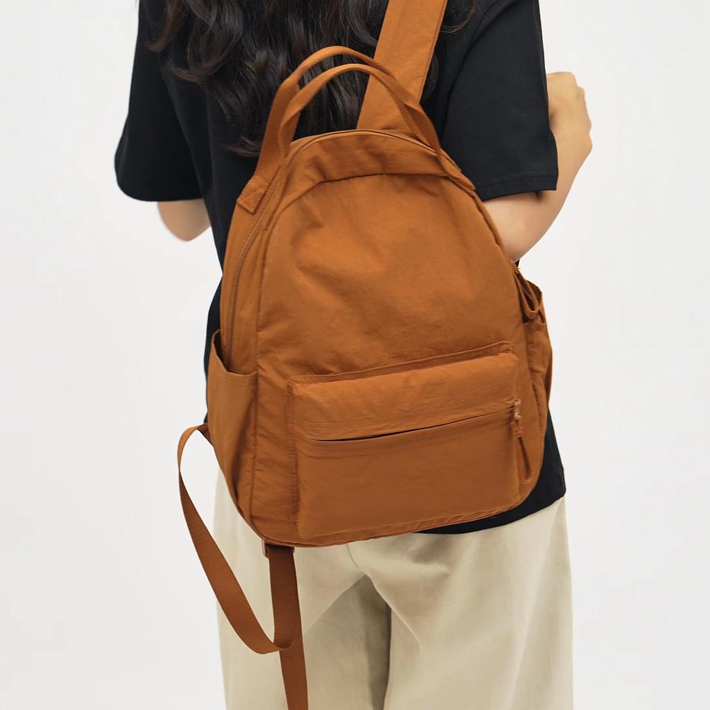 Lightweight Large Capacity Backpack Women's Outdoor Travel Bag