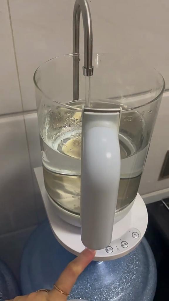 Portable Electric Water Dispenser USB Rechargeable Automatic Water Pump Bucket Bottle Dispenser Automatic for Kitchen Outdoor