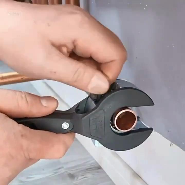 Ratcheting Tubing Cutter 8-29mm Universal Stainless Steel Copper Aluminium Ratchet Scissors Hose Cutting Hand Tools