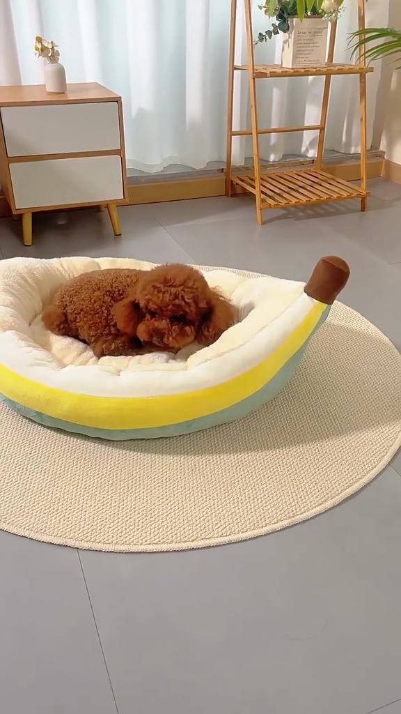 Winter Warm Cat Bed Banana-shaped Cat Sleeping Nest Cute Pet Bed for Cats Small Medium Dogs Detachable Kitten Bed Pet Supplies
