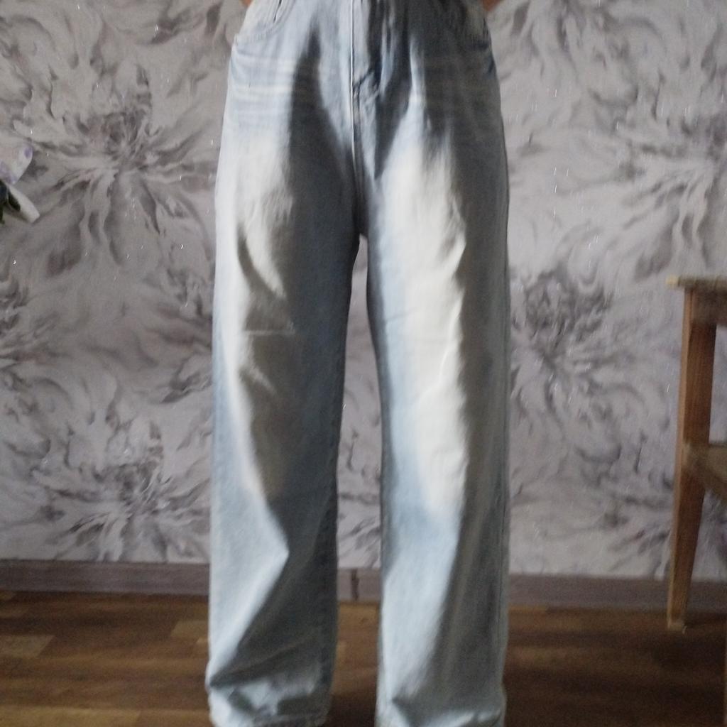 Jeans a vita alta per le donne Tasca con patta Vestibilità rilassata