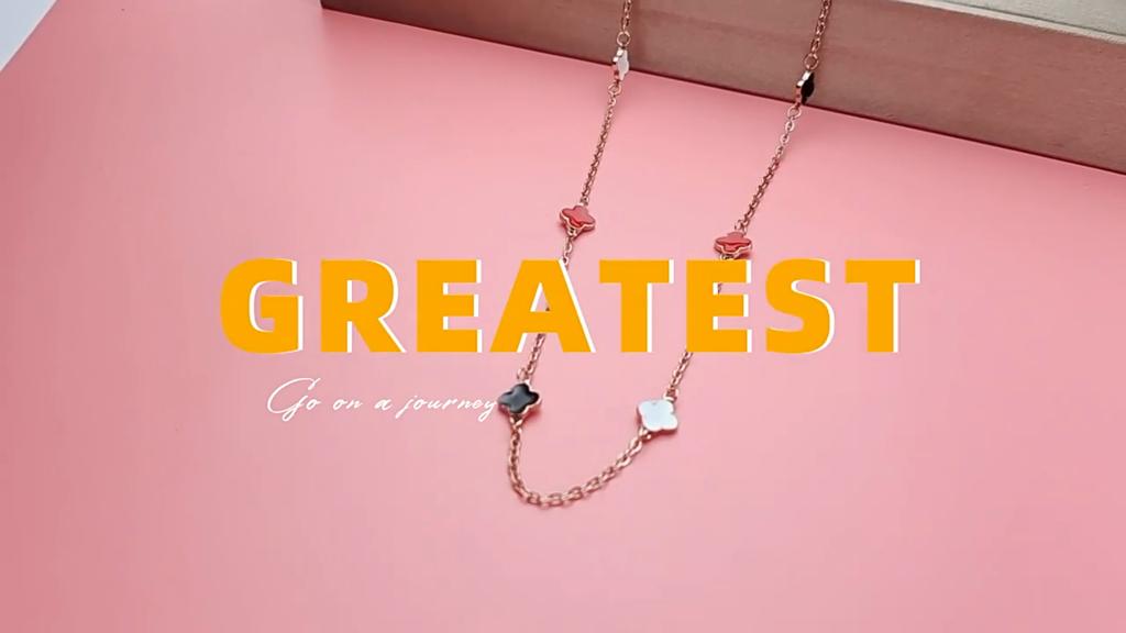 Titanium Steel Mini Four-Leaf Clover Collarbone Temperament Women's Necklace Fashion Versatile High-Class Feeling Necklace