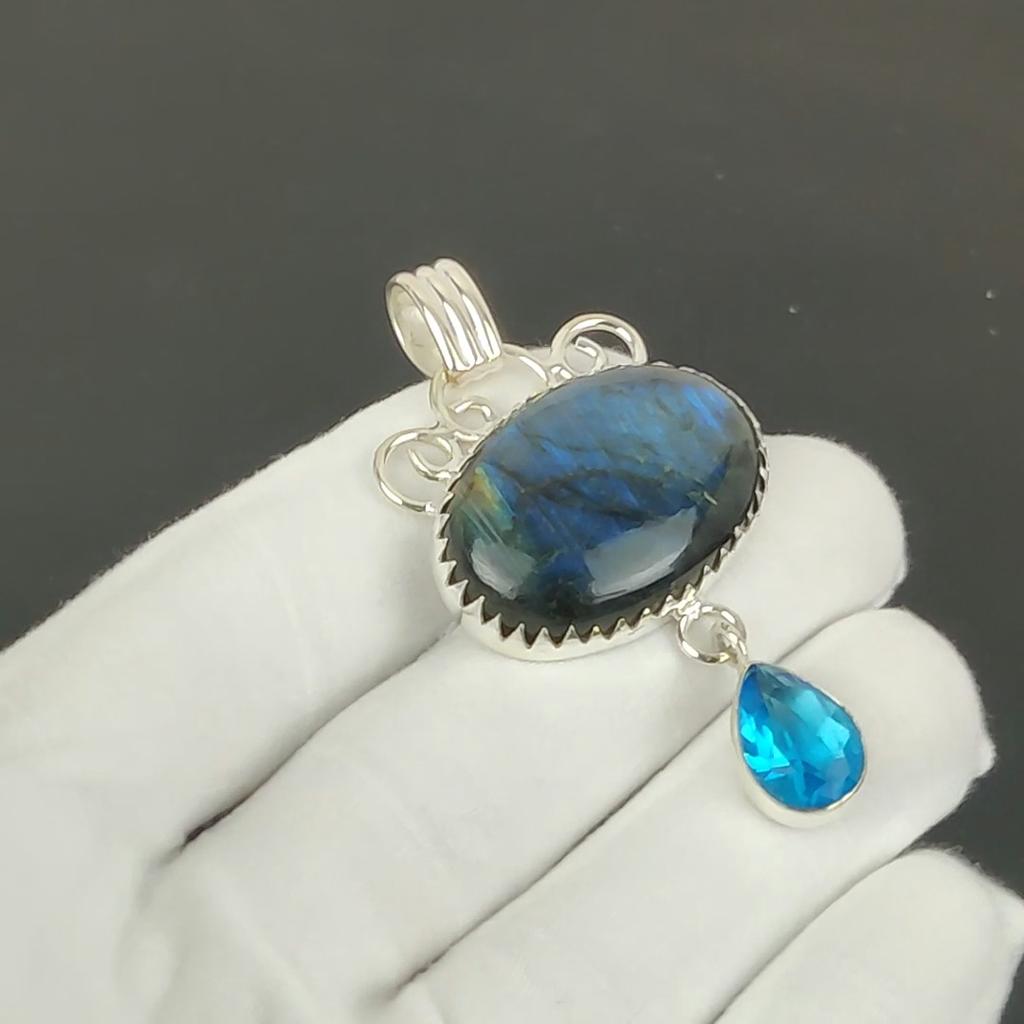 Labradorite Pendant, 925 Sterling Silver Handmade Jewelry, Blue Topaz Silver Pendant, Party Wear Jewelry For Women's, Pendant Christmas Jewelry