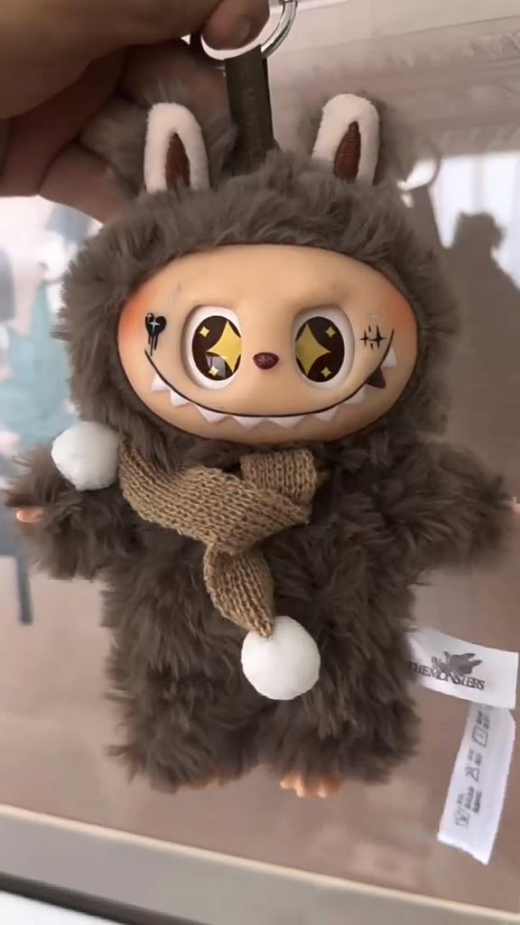Labubu Schlüsselanhänger, Die Monster Serie Puppe, Labubu Kleiner Häuptling Schlüsselanhänger Taschenanhänger, Ich habe dich gefunden Vinyl Gesichtspuppe Spielzeug für moderne Heimdekoration