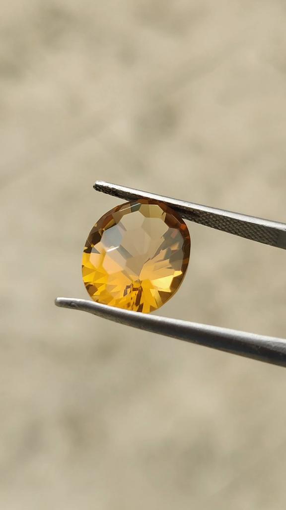 Oval cut with back side honey comb cut 15x12x9 mm size eye clean natural citrine loose Gemstone, 6.90 Carat Citrine Stone.