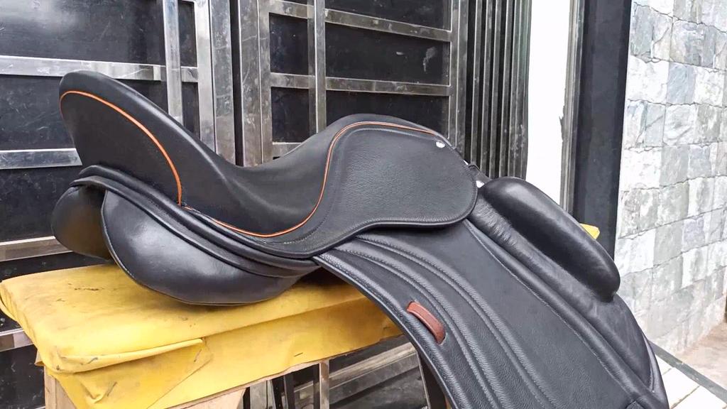 Nouă dresaj din piele engleză Mono clapă Schimbabile Dimensiune șa de cal: 17", 17,5", 18"
