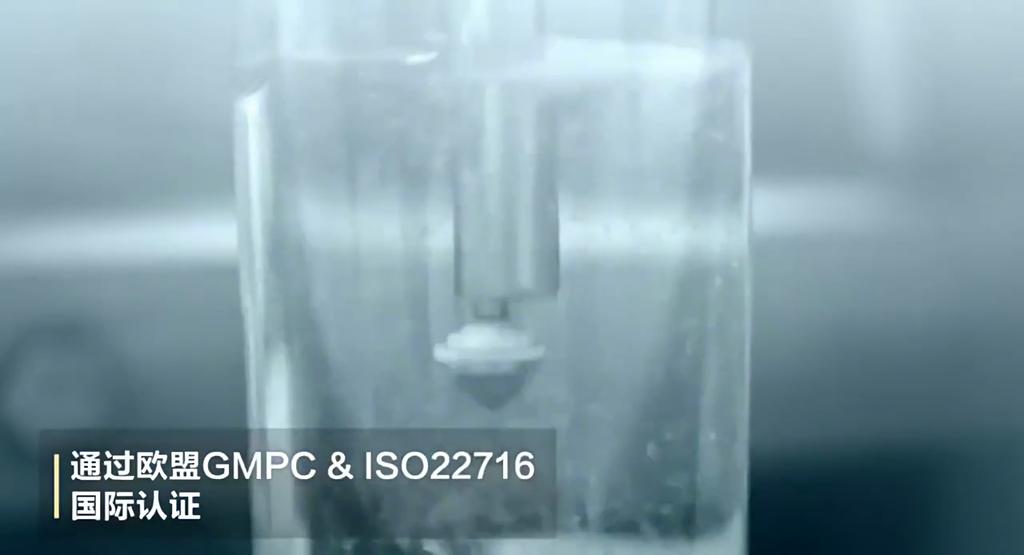 Lösung zur äußerlichen Anwendung  60ml/Spray  Stoppt Haarausfall bei Männern  Beschleunigt das Haarwachstum auf natürliche Weise  Reaktiviert geschrumpfte Follikel