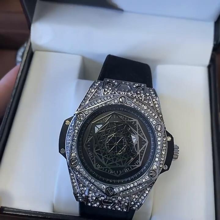 KIMSDUN Golden Poise Diamond Inlaid Fashion Trends Creative Men's Watch Silicon Gloves Nights Waterproof Sports Quartz Watch
