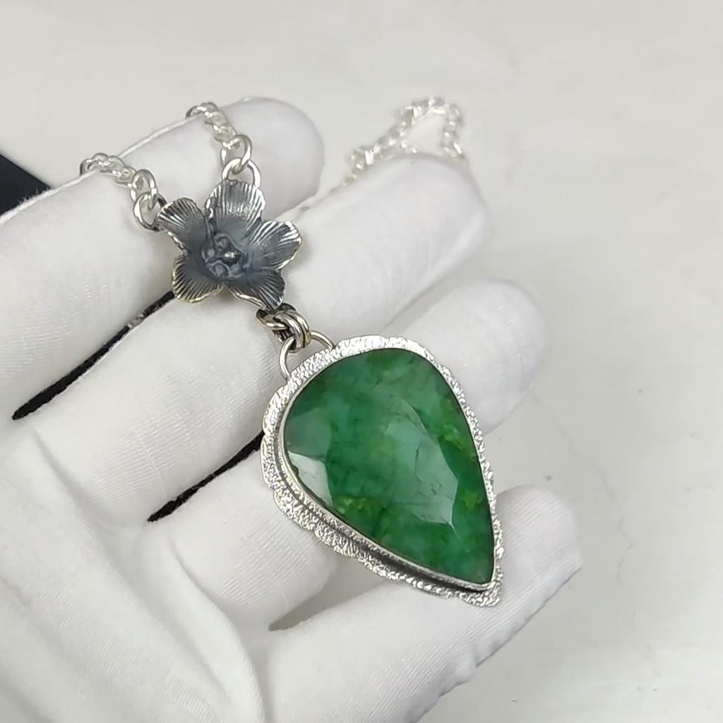 Beautiful Emerald Gemstone Handmade 925 Sterling Silver Electroform Flower Necklace, Emerald Silver For Wife Unisex Pendant Easter Gift