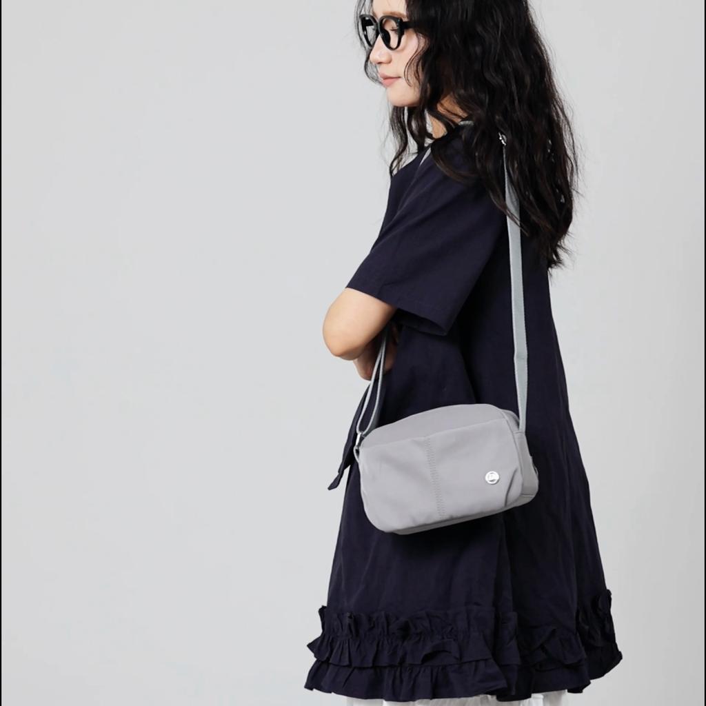 Women's Lightweight Shoulder Crossbody Bag Student Solid Color Small Square Bag