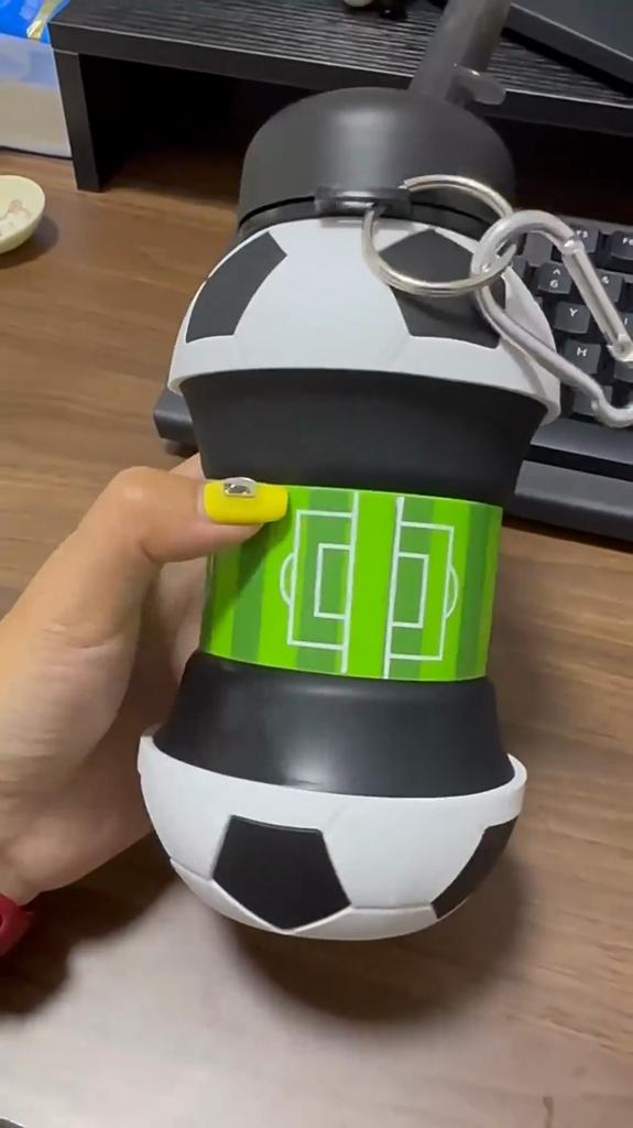 Foldable Water Bottle Leakproof Portable Mug for Outdoor Sports Basketball Football Tennis Golf School Travel Drinking Cup for Kids Adults