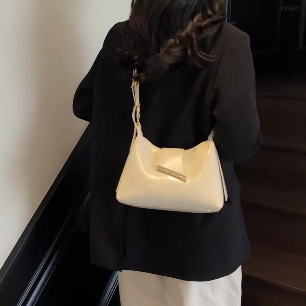 Women Summer Glossy PU Delicate Crossbody Bag High Grade Buckle Zipper One Shoulder Bags Versatile Commute Underarm Packs