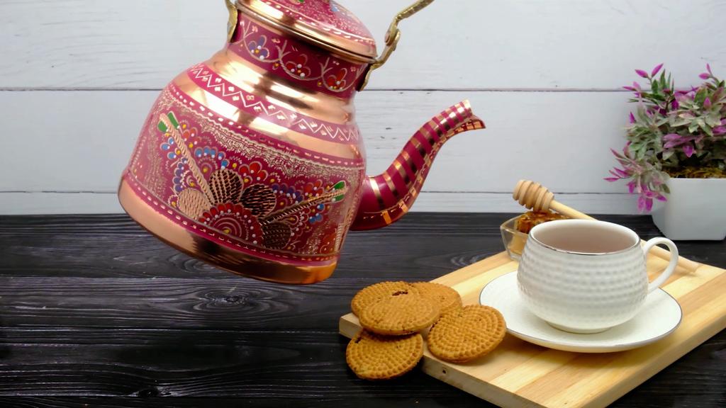 Stovetop Copper Antique Teapot 1.7 Liters
