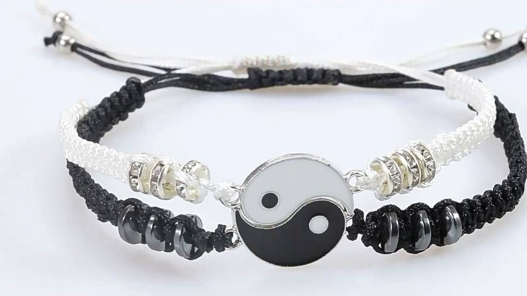 2 Odpovídající sady náramků Jin a Jang Vynikající ručně tkaná sada náramků Tai Chi Vynikající elegantní dámské šperky pro všechny příležitosti