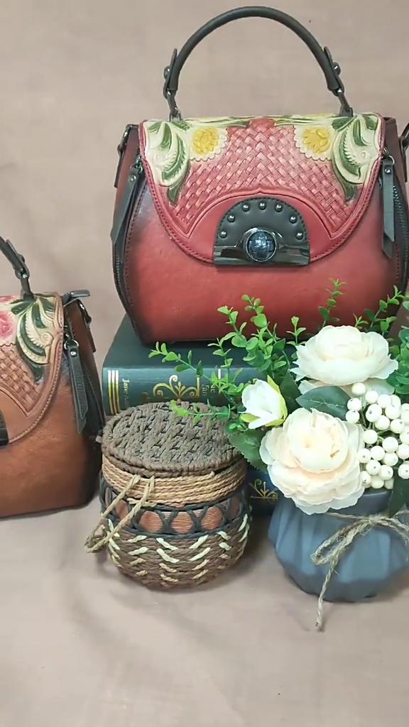 Johnature Retro preget førstelags kuskinn Dameveske Håndlaget Floral Hasp Handbag Fritid Skulder Messenger Bags