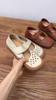Johnature Retro artesanal couro genuíno dedo do pé quadrado feminino sapatos planos escavados sandálias de couro