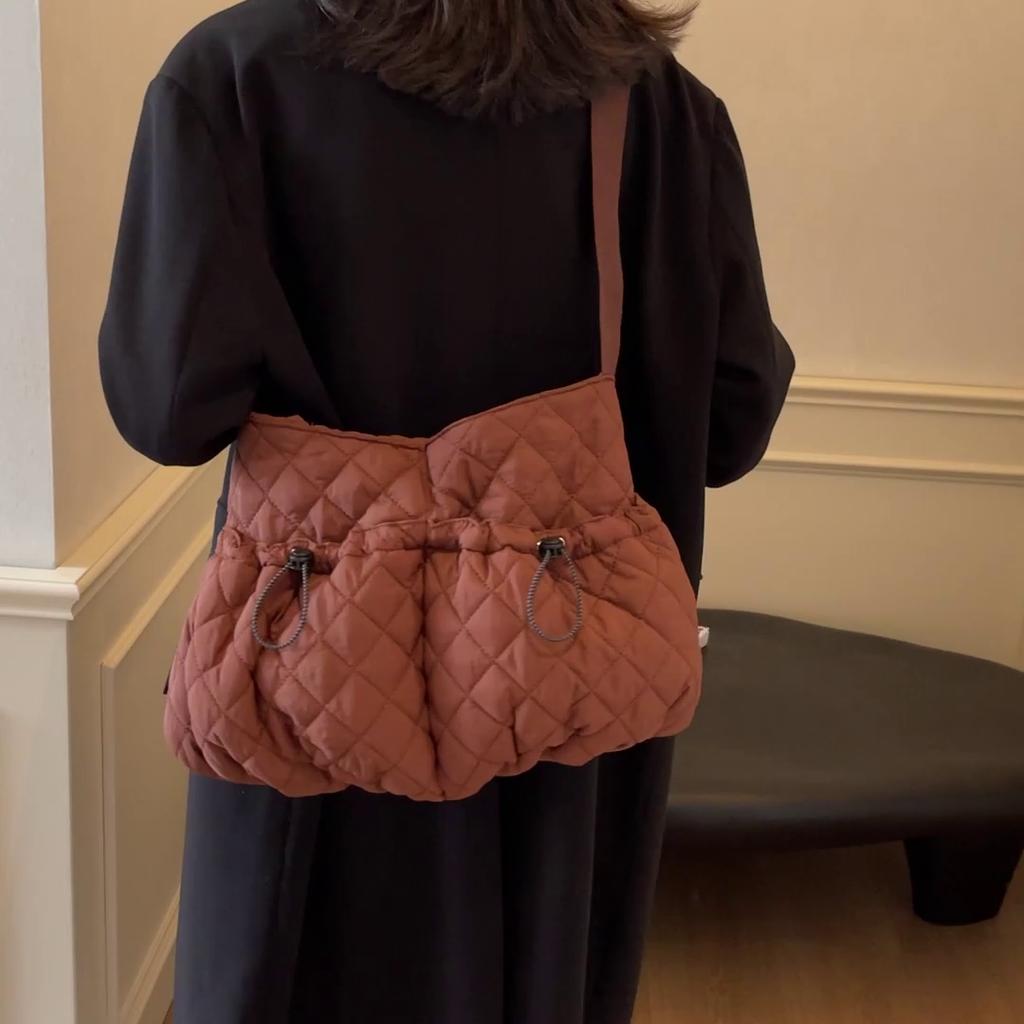 Large Capacity Tote Bag Women's Rhomboid Bag Commuter Crossbody Bag