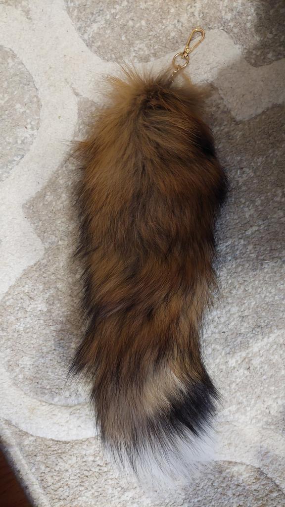 16-18 Inch Real Fox Fur Tail Keychain - Bag Charm, Cosplay Prop, Pendant