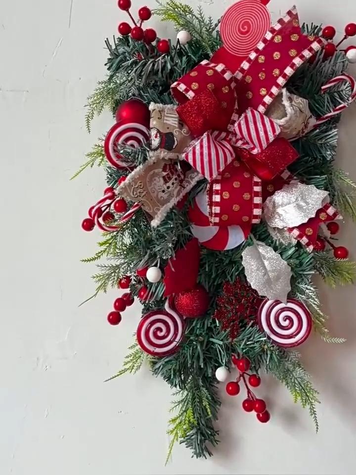 Festive Atmosphere Decoration Candy Cane Christmas Teardrop Swag, Red White Striped Peppermint Swag Artificial Wreath for Front Door, Indoor