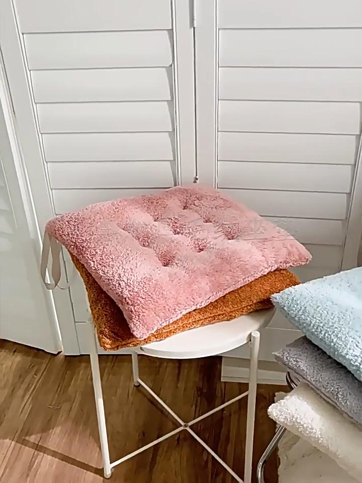 Warm Mats Chair Cushions Luxury Short Plush Dining Chair Cover Soft Mats Anti-Slip with Ribbon