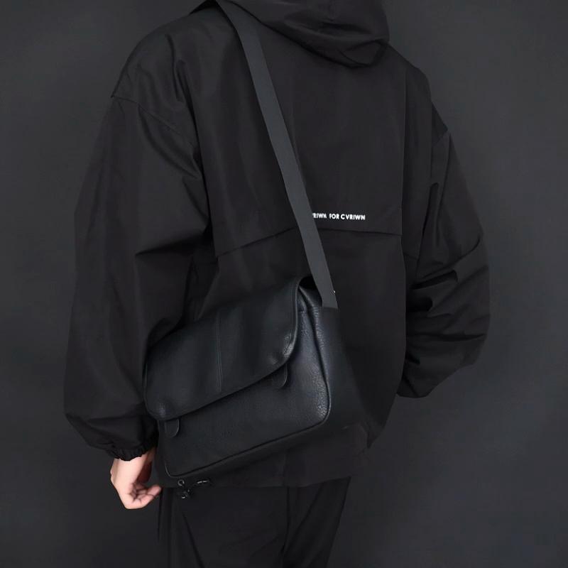 Men's Crossbody Bag Soft Leather Shoulder Bag Business Small Satchel Student Messenger Bag