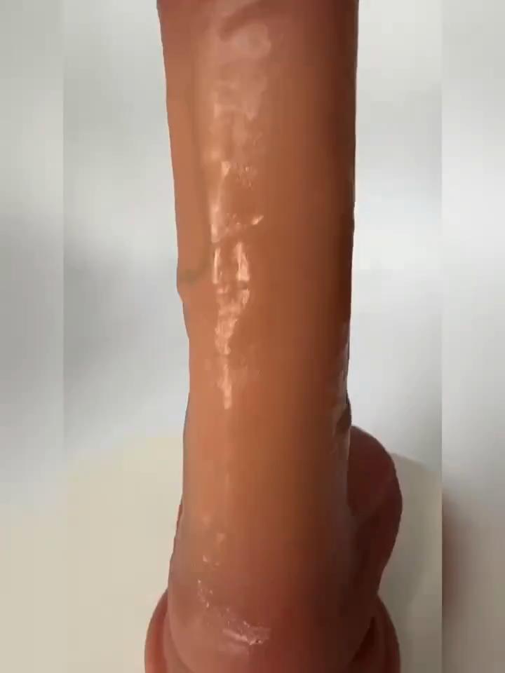 7.48" Realistic Double Layer Silicone Dildo with Strong Suction Cup – Safe for Vaginal, Anal & G-Spot Play – Ideal for Women and Couples, Adult Toy