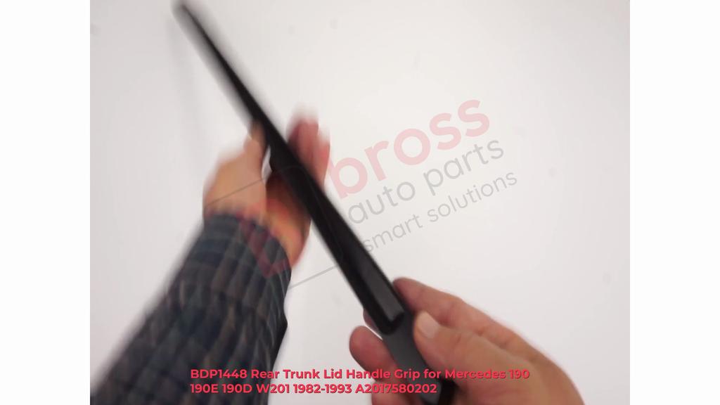 BDP1448 Madlo víka zadního kufru pro Mercedes 190 190E 190D W201 1982-1993 A2017580202