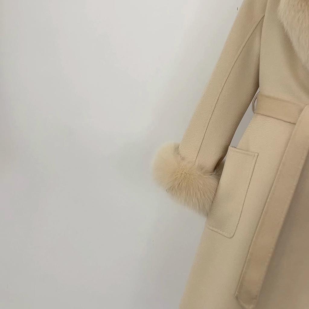 MENINA New  Autumn Winter Fashion 100% Wool Water-Corrugated Woolen Coat with Detachable Fox Fur Collar Women Daily Casual Wear