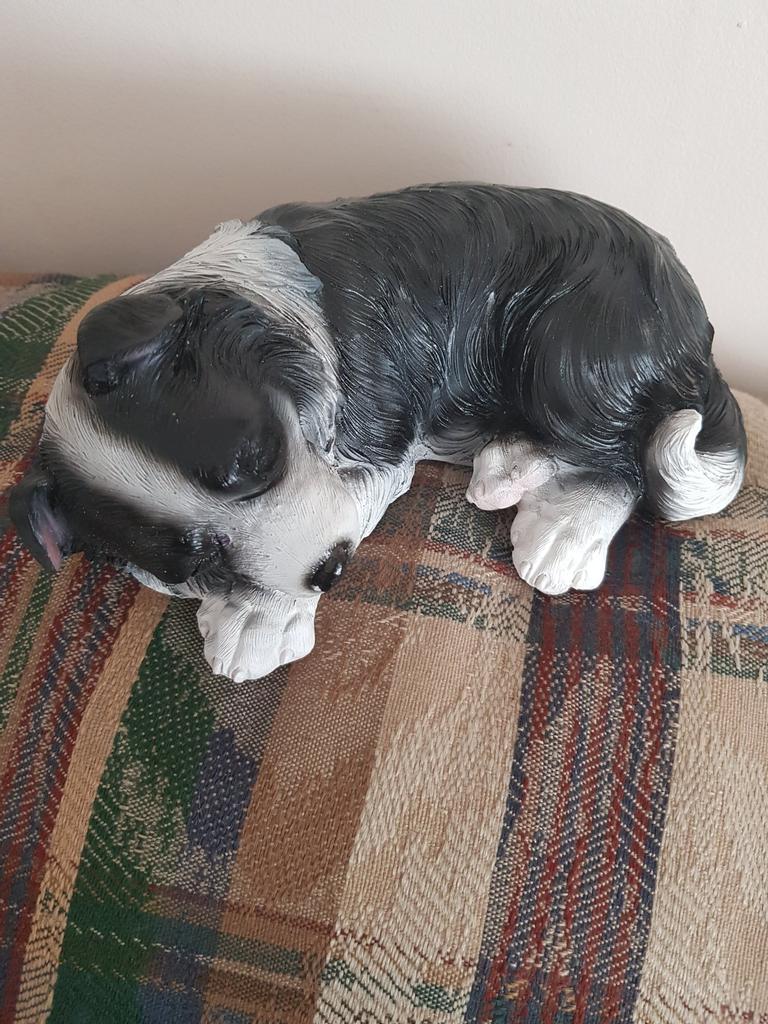 realistic dog figurines