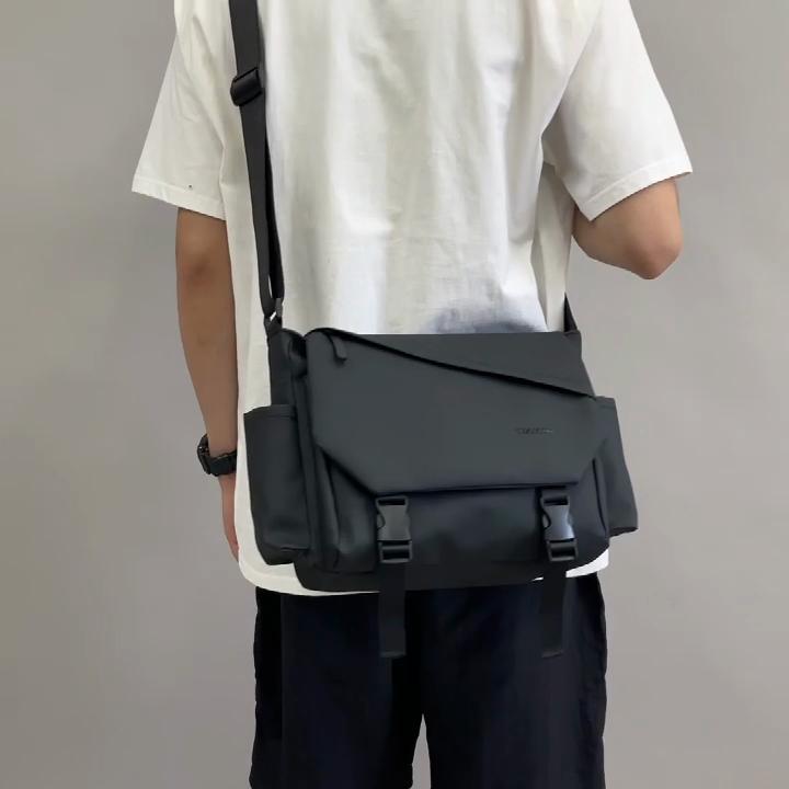 Men's Crossbody Bag Large Capacity Shoulder Bag Commuter Messenger Bag