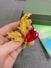 Premium Maple Leaf Brooch Women's Summer Light Luxury Brooch Metal Anti-light Pin Jewelry Wholesale Hat Decoration Men