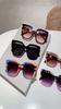 New Ins Popular Square Sunglasses Women Men Brand Designer Vintage Oversized Gradient Sun Glasses for Women Outdoor Shades
