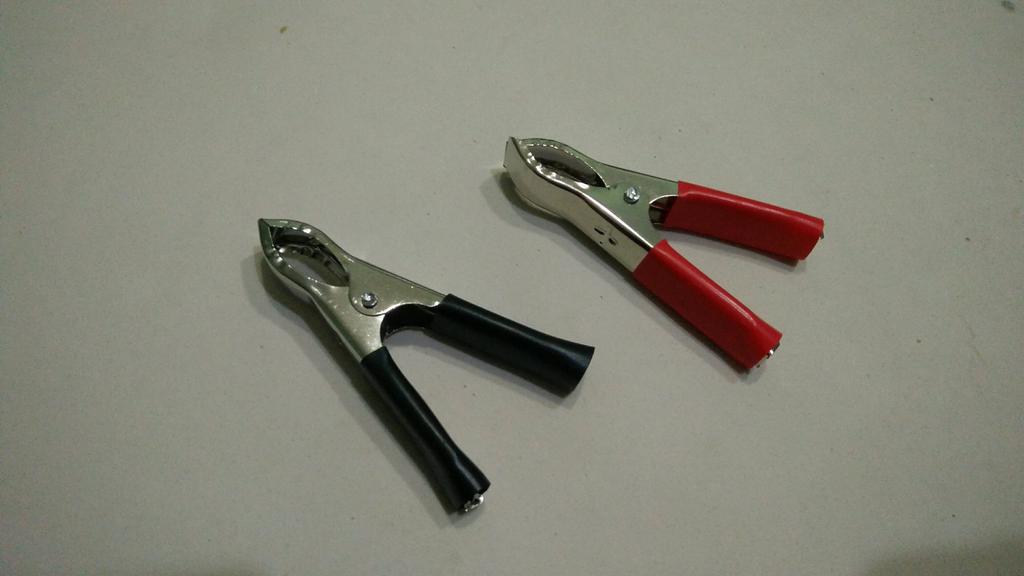 4PCS 75mm 30A Crocodile Alligator Car Van Battery Test Lead Insulated Clips DP 4PCS 75mm 30A Crocodile Alligator Car Van Battery Test Lead Insulated Clips DP