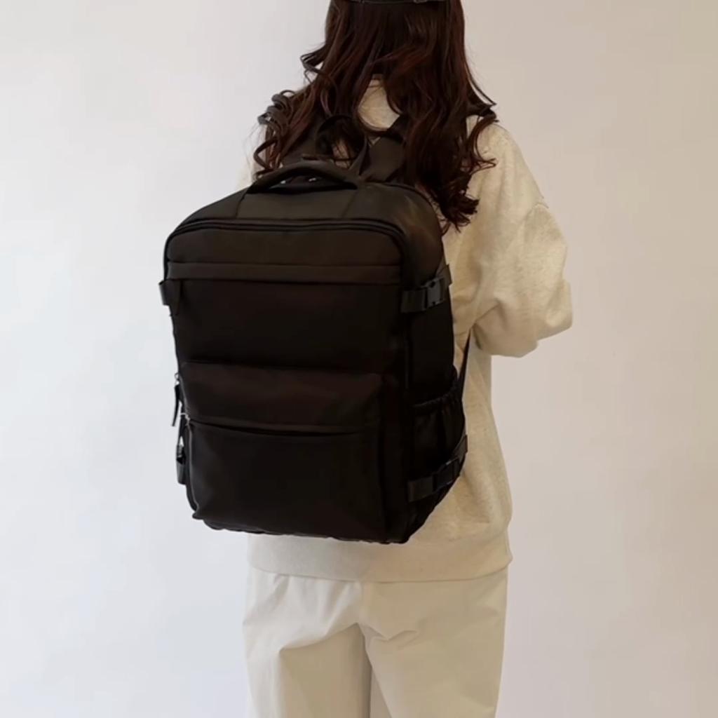 Travel Commuter Large Capacity Computer Backpack College Style Student Schoolbag with Shoe Storage Compartment