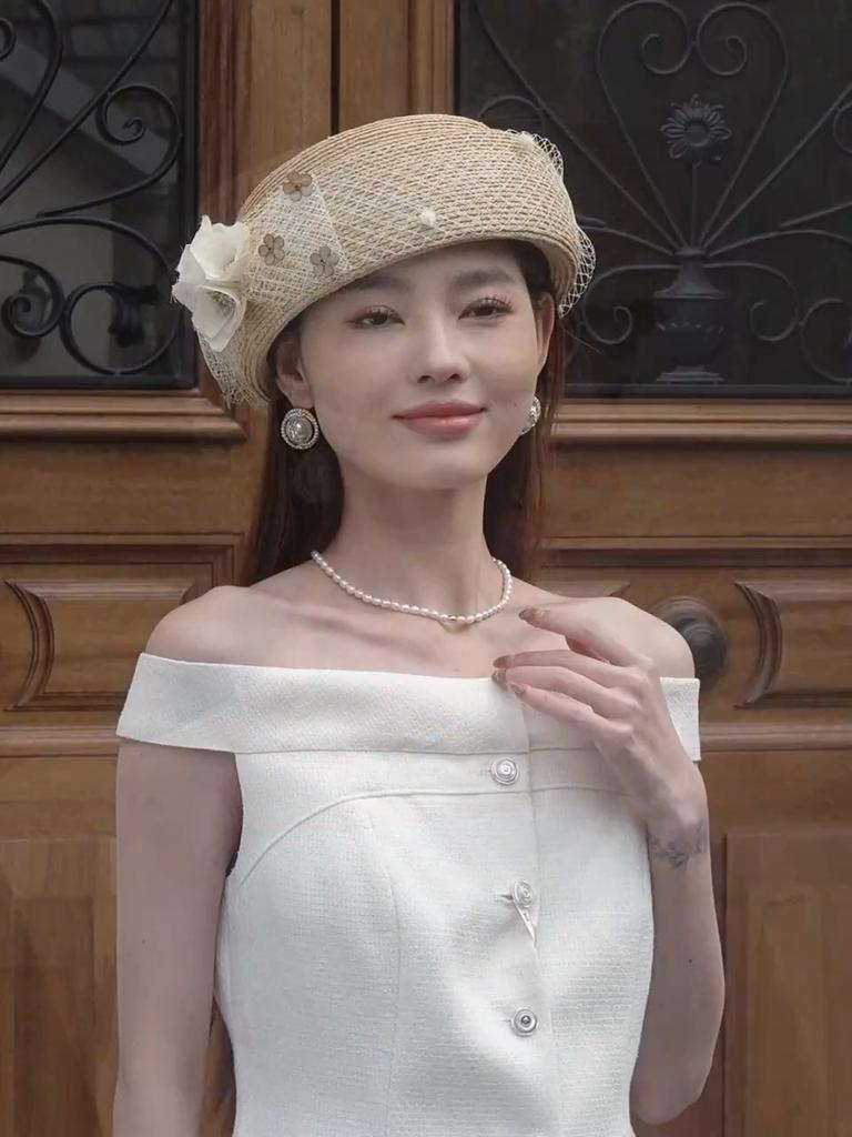 Women's Hat Mesh Mini Hat Summer Bowknot Flower Beret Elegant Top Hat Straw Hat Chic Fashion Hat