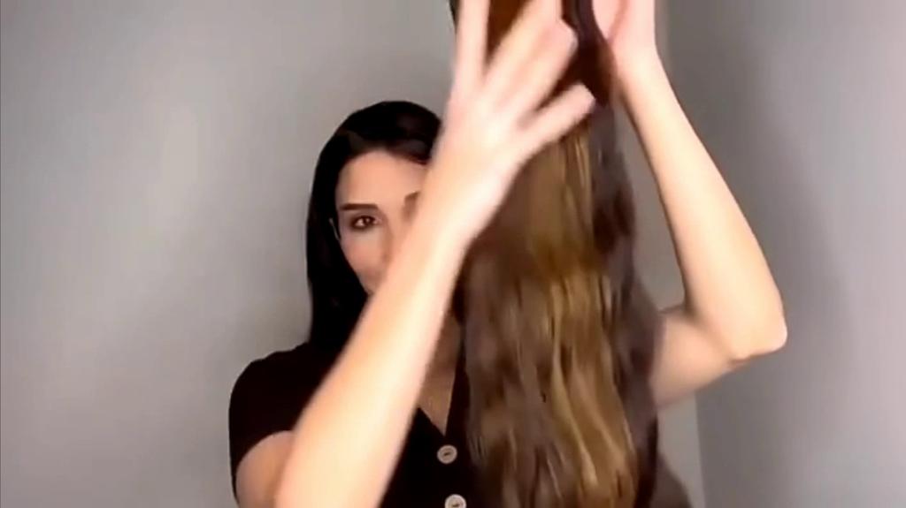 Syntetické dlouhé vlnité syntetické prodlužování vlasů 4ks/sada Clip In prodlužování vlasů Tmavě hnědá Ombre Medová blond Husté příčesky