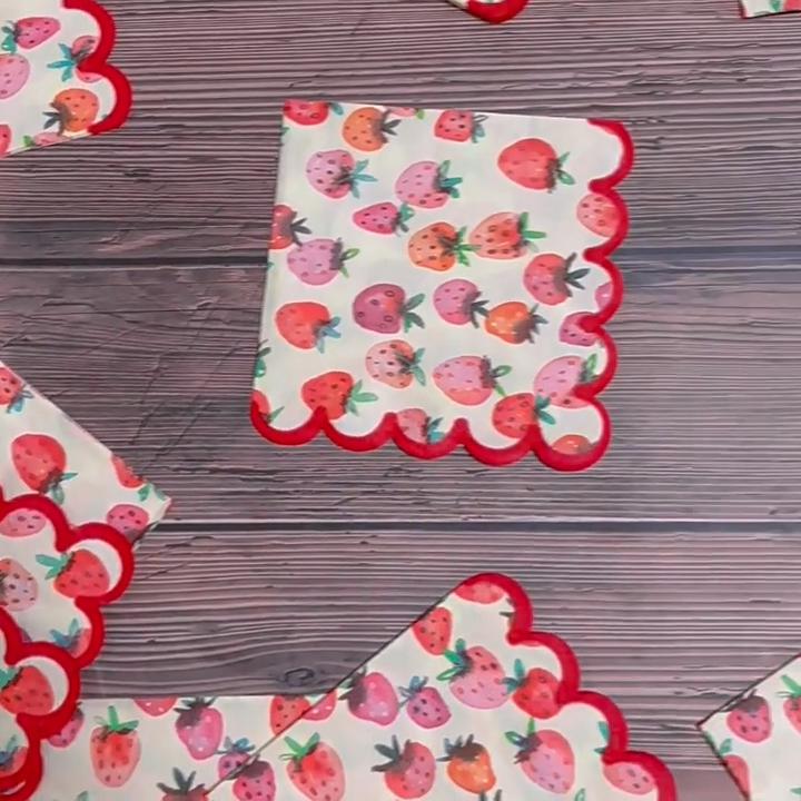 SCIONE Red Strawberry Printed Trim Cocktail Paper Tissue Bar Party Paper Party Atmosphere Flower Paper Tissue
