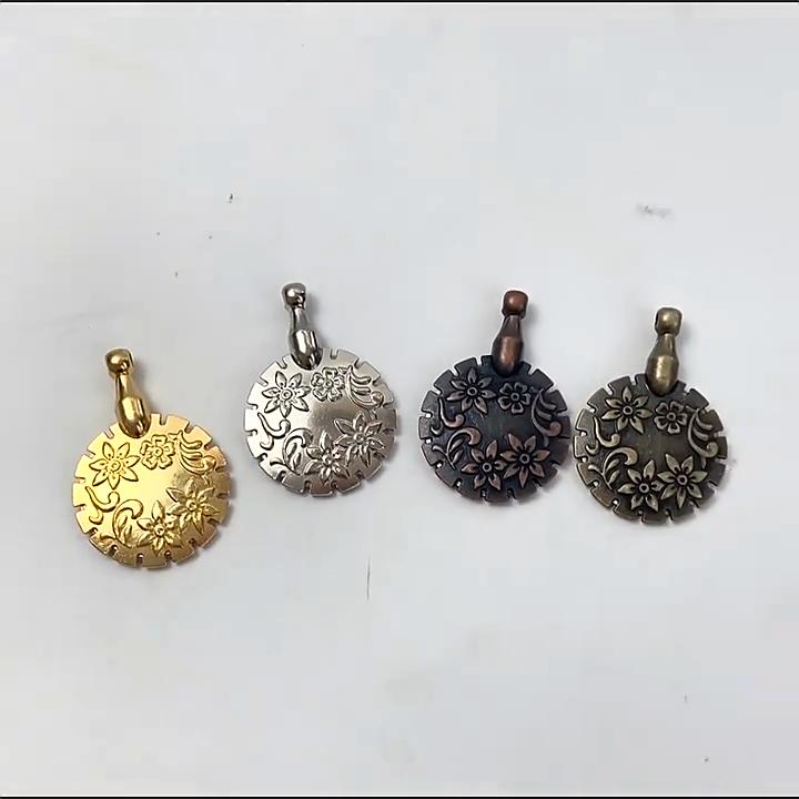 5 Pieces Yarn Thread Cutter Pendants,Antique Metal Round Thread Cutter Tools for DIY Knitting Sewing Craft