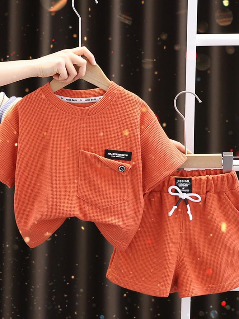 New boys' short sleeved set casual and fashionable children's shorts two-piece set