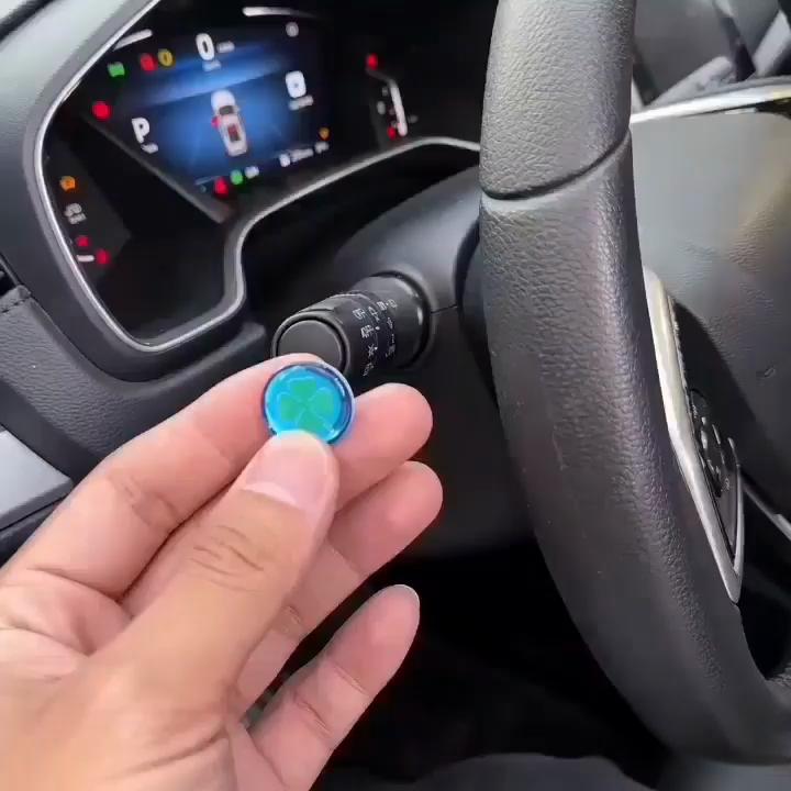 2 pieces - Lipprint Love Style Car Badge Stickers, suitable for all car decoration accessories