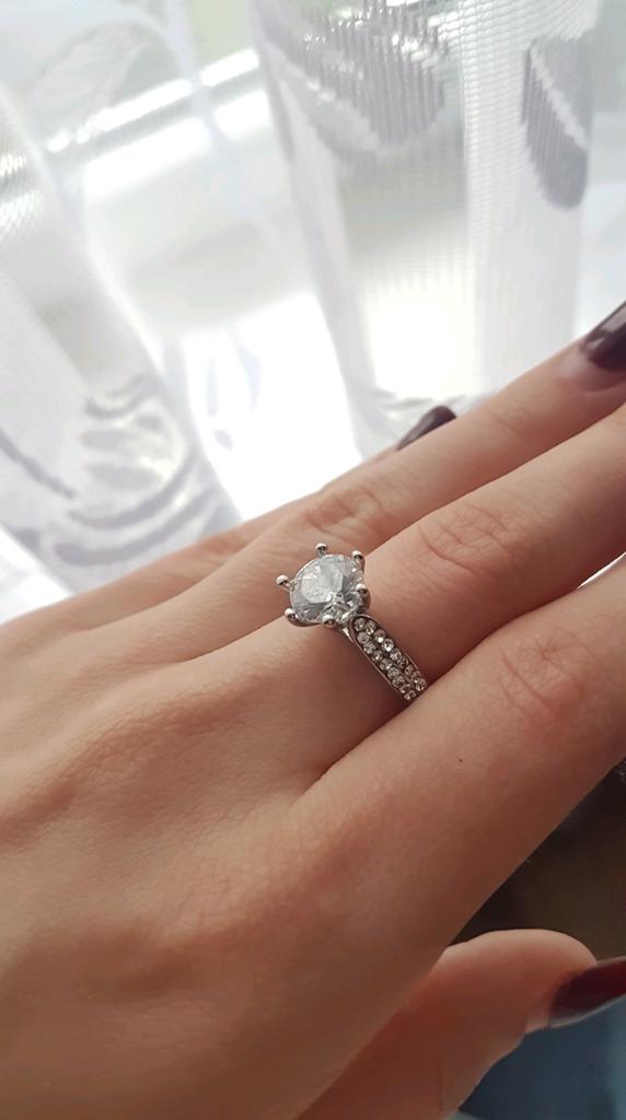 Potato001 Fashion Finger Ring Luxury Pear Shape Rhinestone Inlaid Women Wedding Party Charm Jewelry Ring Gift Potato001 Fashion Finger Ring Luxury Pear Shape Rhinestone Inlaid Women Wedding Party Charm Jewelry Ring Gift