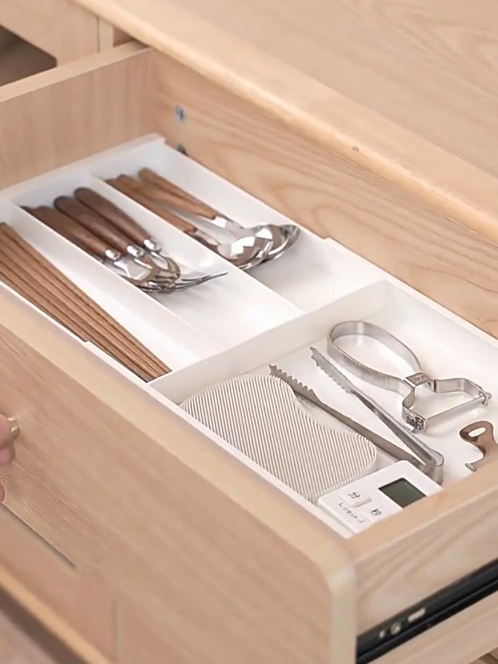Expandable Kitchen Drawer Organizer with Dividers for Utensils, Chopsticks & Cutlery